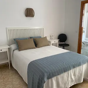 hostal-andalucia-nerja.1costadelsol.com/